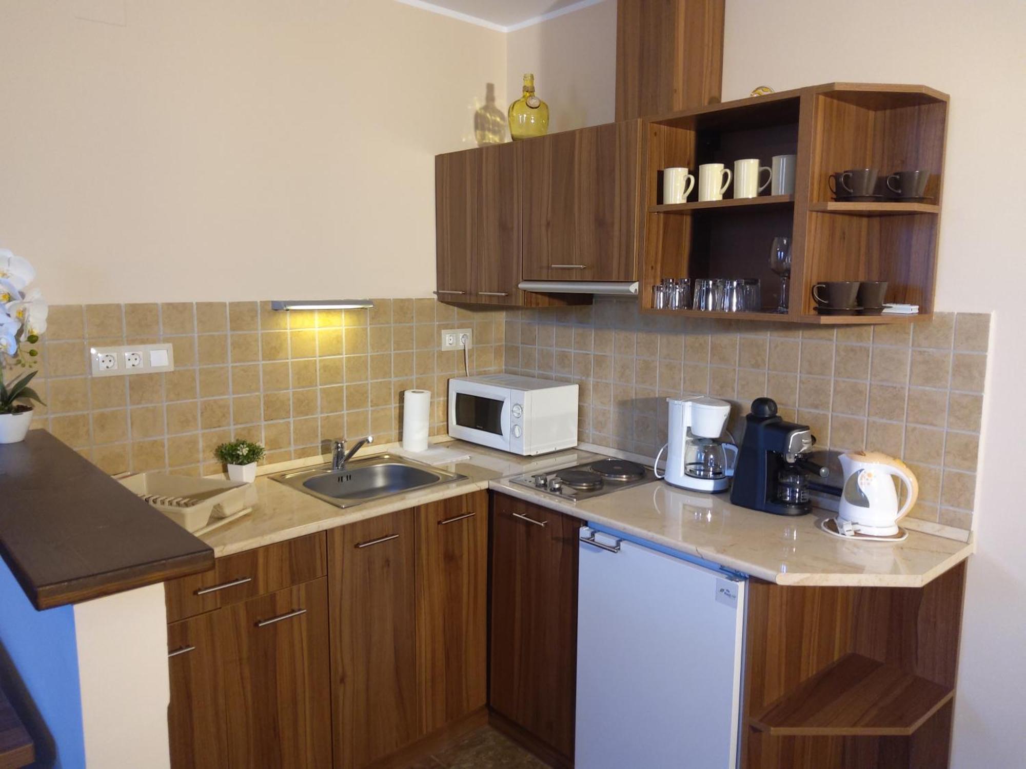Gellény Lux Apartman Gyula Kültér fotó
